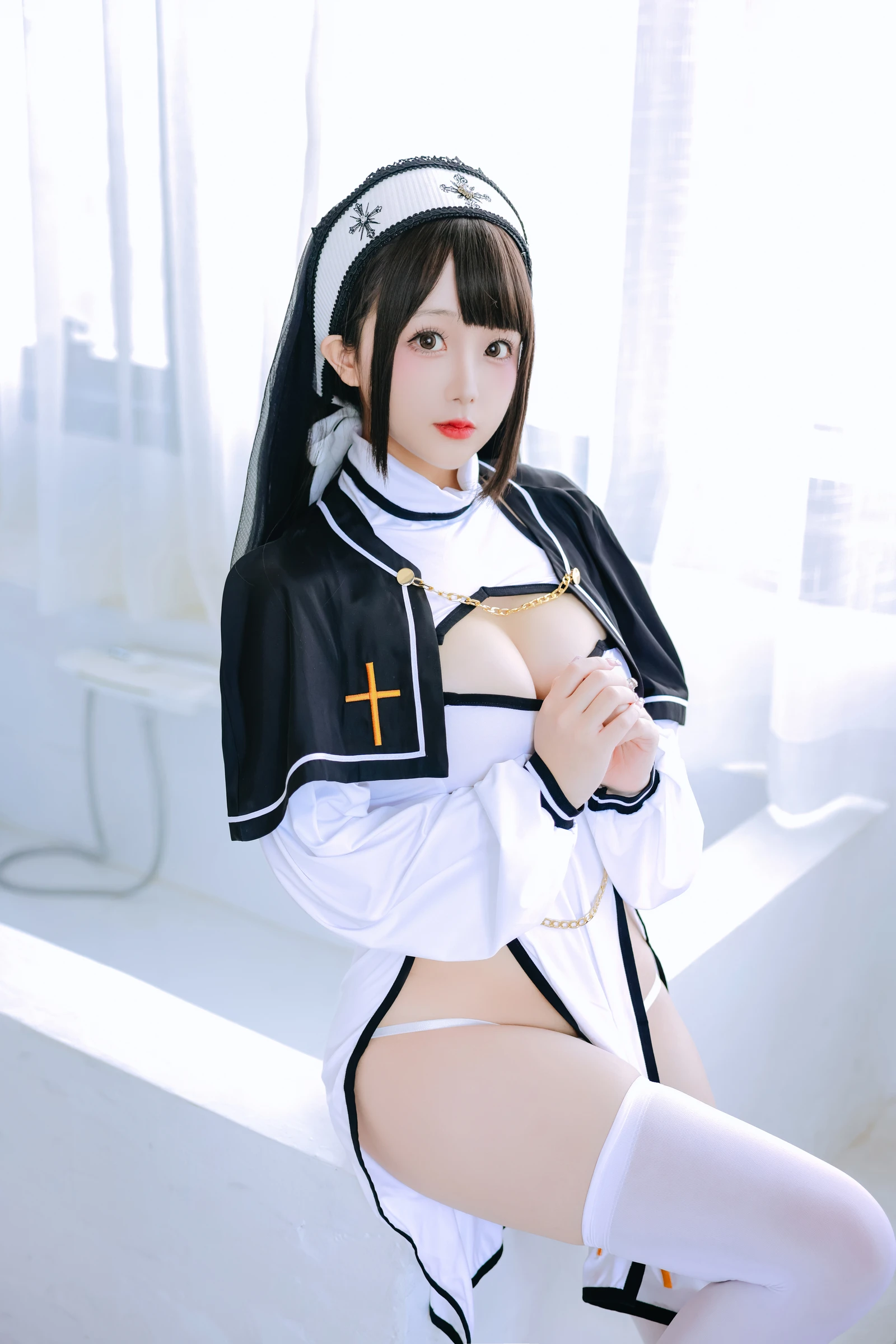 圣洁修女美女动漫博主性感Cosplay写真日奈娇|柠檬皮美女写真