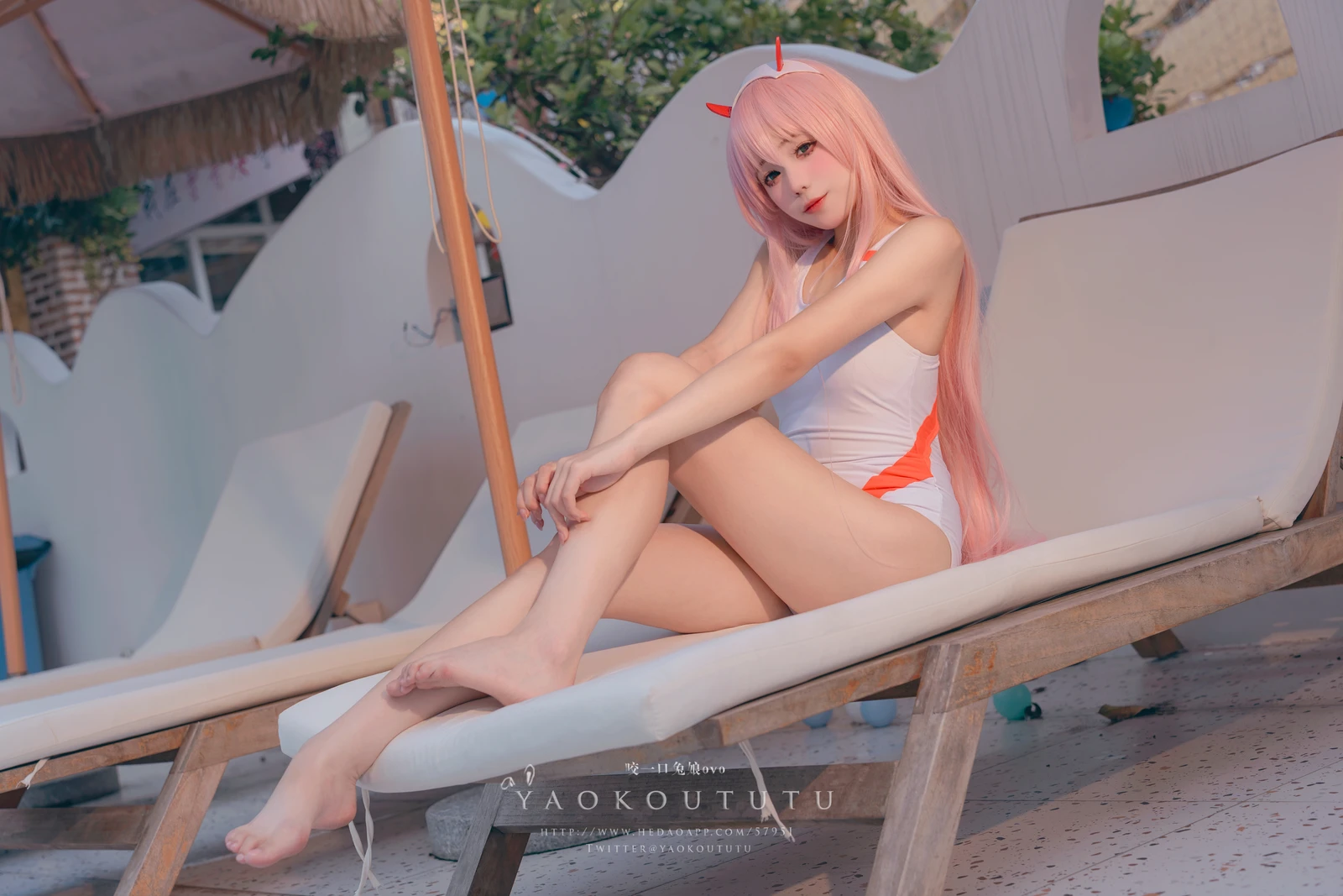 泳装美女动漫博主性感Cosplay写真咬一口兔娘|柠檬皮美女写真